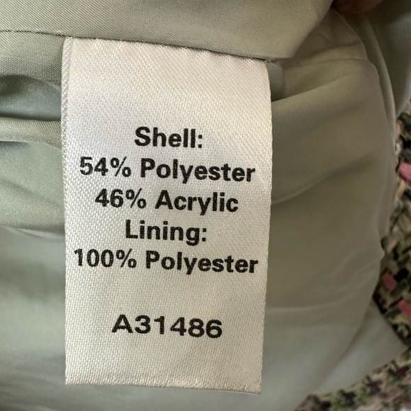 #134 Tweed Blazer - Picture 9 of 11